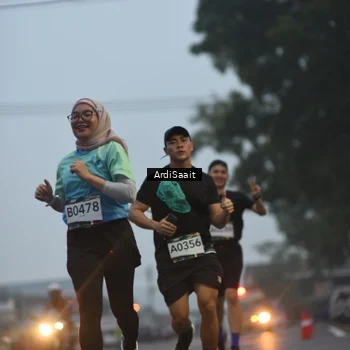 Runner Photo 8839873