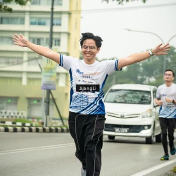 Runner Photo 8840023