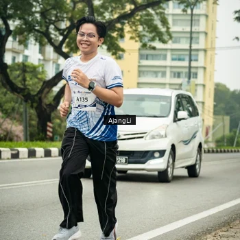 Runner Photo 8840058