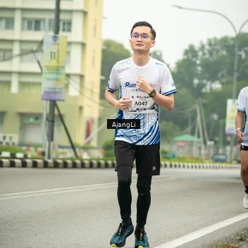 Runner Photo 8840118