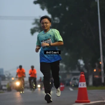 Runner Photo 8840158