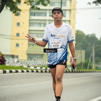 Runner Photo 8840224