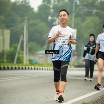 Runner Photo 8840389