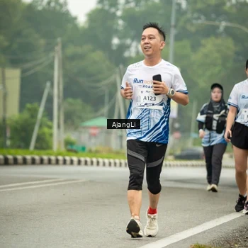 Runner Photo 8840409