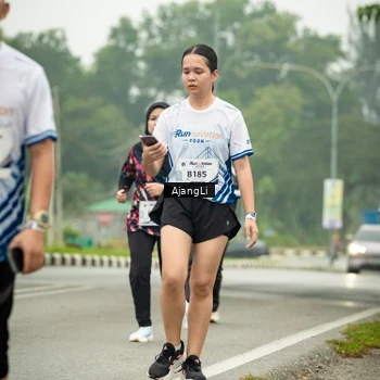 Runner Photo 8840431