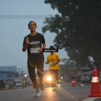 Runner Photo 8840460