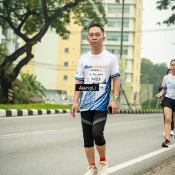 Runner Photo 8840471