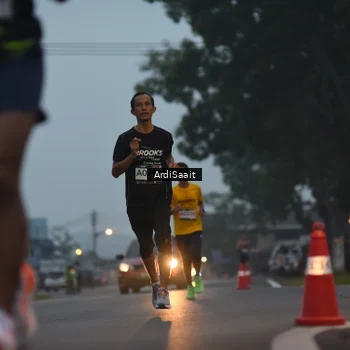 Runner Photo 8840482