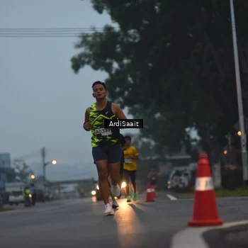 Runner Photo 8840521