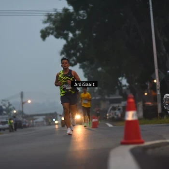 Runner Photo 8840551