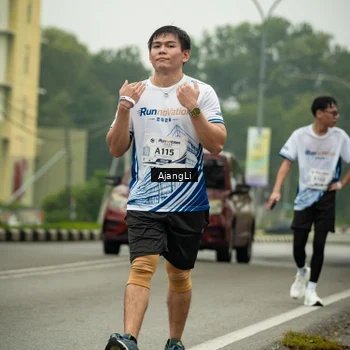 Runner Photo 8840798