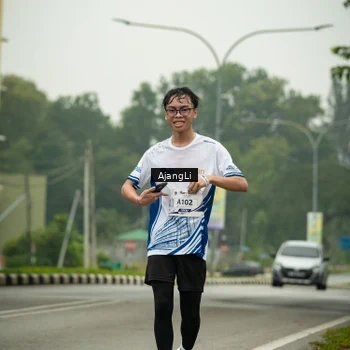 Runner Photo 8840864