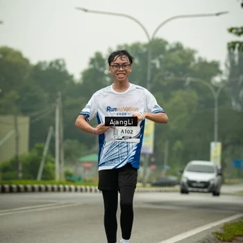 Runner Photo 8840880
