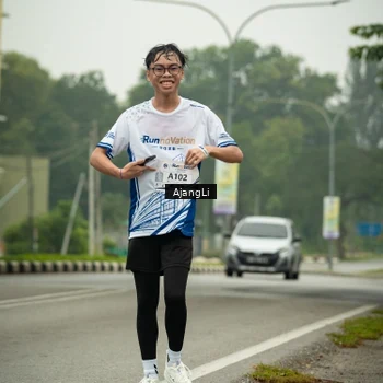Runner Photo 8840887