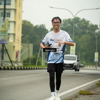 Runner Photo 8840909