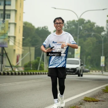 Runner Photo 8840918