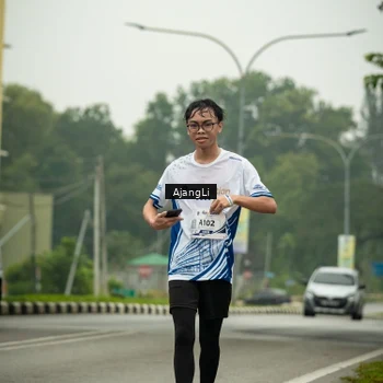 Runner Photo 8840937