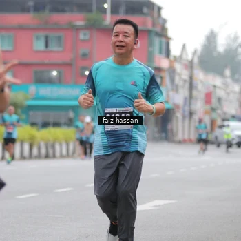 Runner Photo 8841059