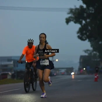 Runner Photo 8841065