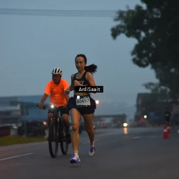 Runner Photo 8841087