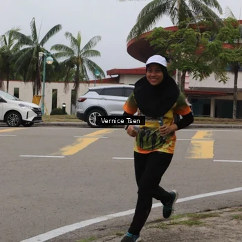 Runner Photo 8841109