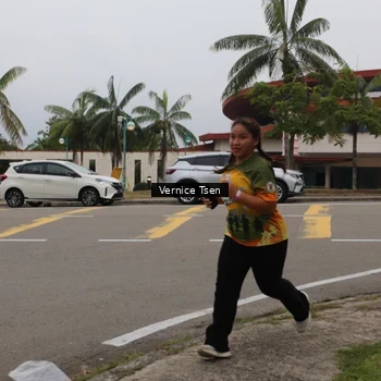 Runner Photo 8841145
