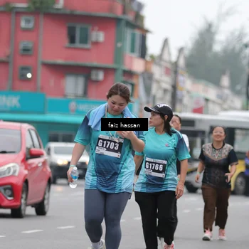 Runner Photo 8842024
