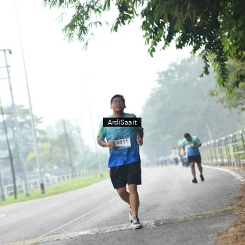 Runner Photo 8842051