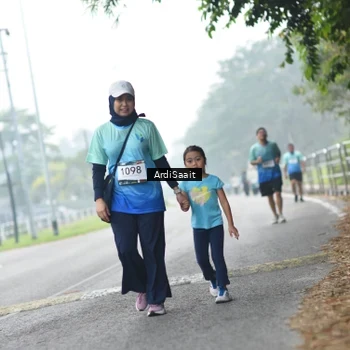 Runner Photo 8842052