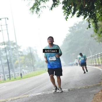 Runner Photo 8842053
