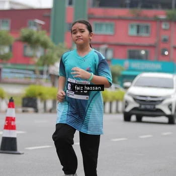 Runner Photo 8842057