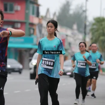 Runner Photo 8842092