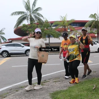 Runner Photo 8842107