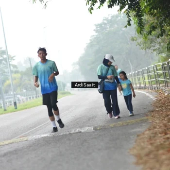 Runner Photo 8842178