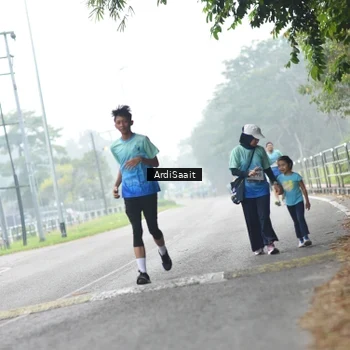 Runner Photo 8842179