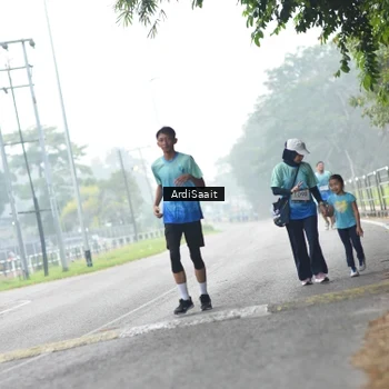 Runner Photo 8842181