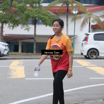 Runner Photo 8842251