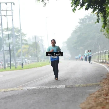 Runner Photo 8842484
