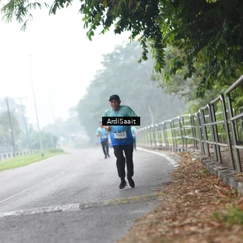 Runner Photo 8842621