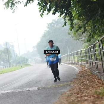 Runner Photo 8842649