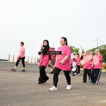 Runner Photo 8842691
