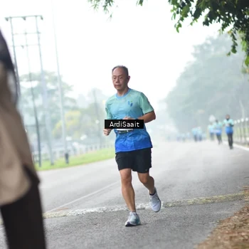Runner Photo 8842695