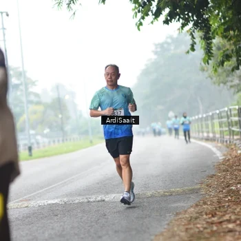 Runner Photo 8842703