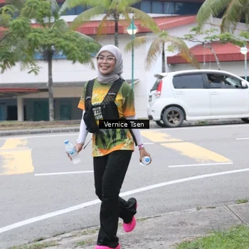 Runner Photo 8842711