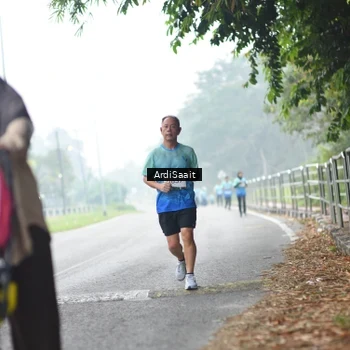 Runner Photo 8842716