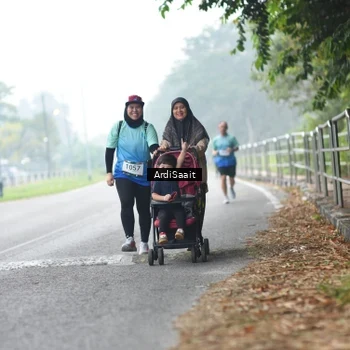 Runner Photo 8842846