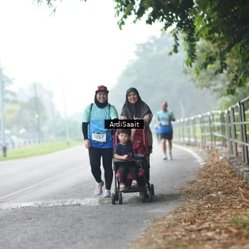 Runner Photo 8842848