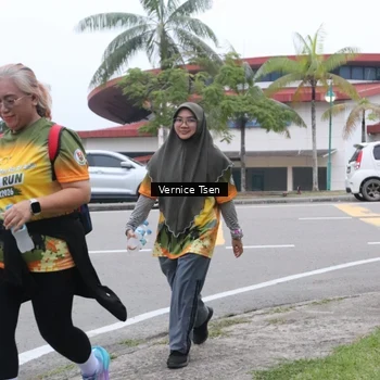 Runner Photo 8842874