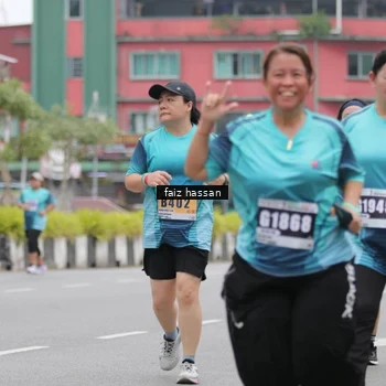 Runner Photo 8842875
