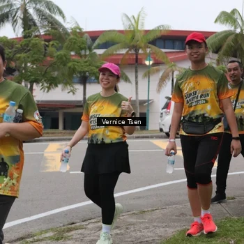Runner Photo 8842951